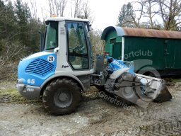 Unser neues Gelände - Aufbauarbeiten